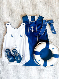 Bennett Bubble - Avenue White, Anchor